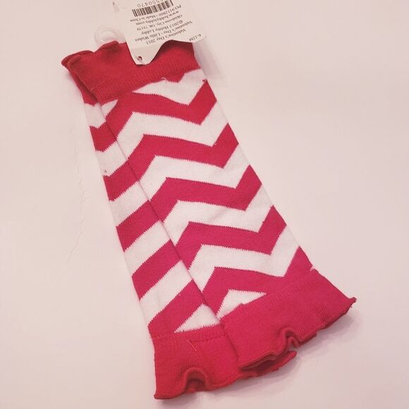 NWT Baby Legs- Red Chevron Leg Warmers - Picture 3 of 3